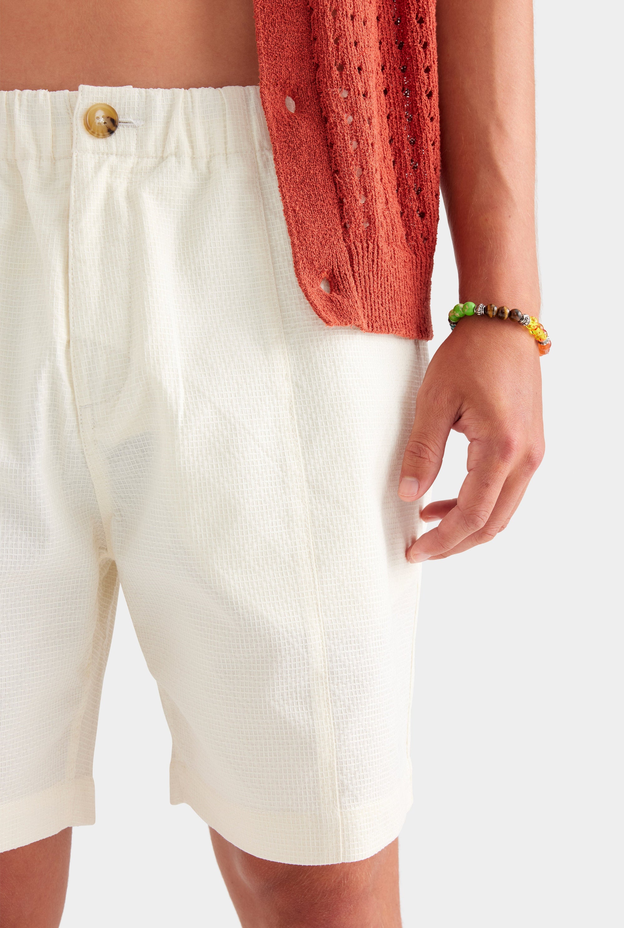 Textured Seam Detail Short - Cream