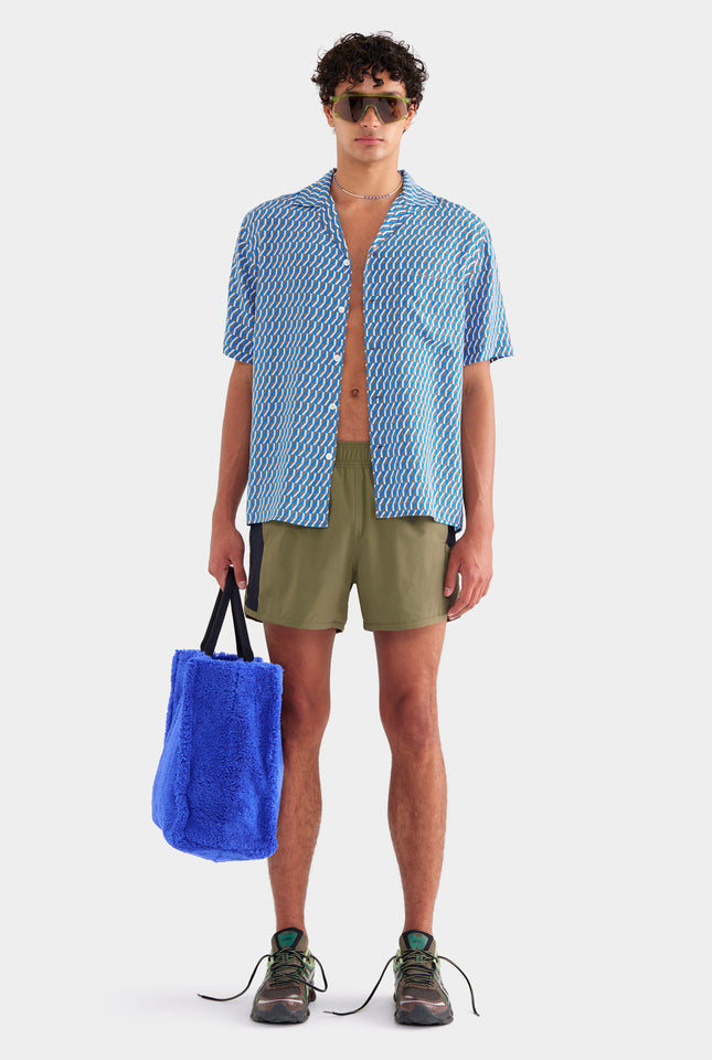 Flat Hem Short Sleeve Silk Camp Collar Shirt - Chocolate/Blue V Monogram