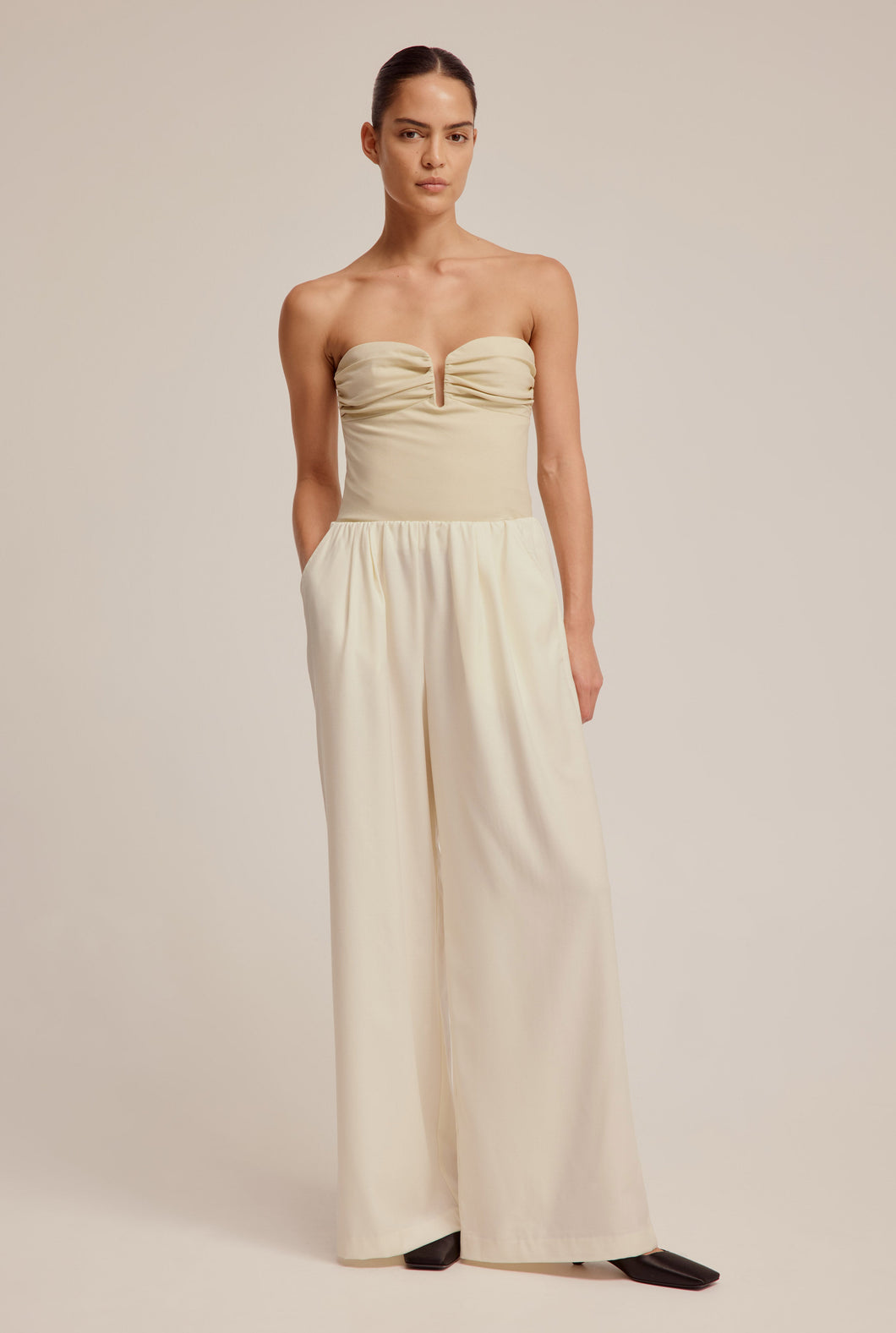 Relaxed Wool Wide Leg Trouser - Cream