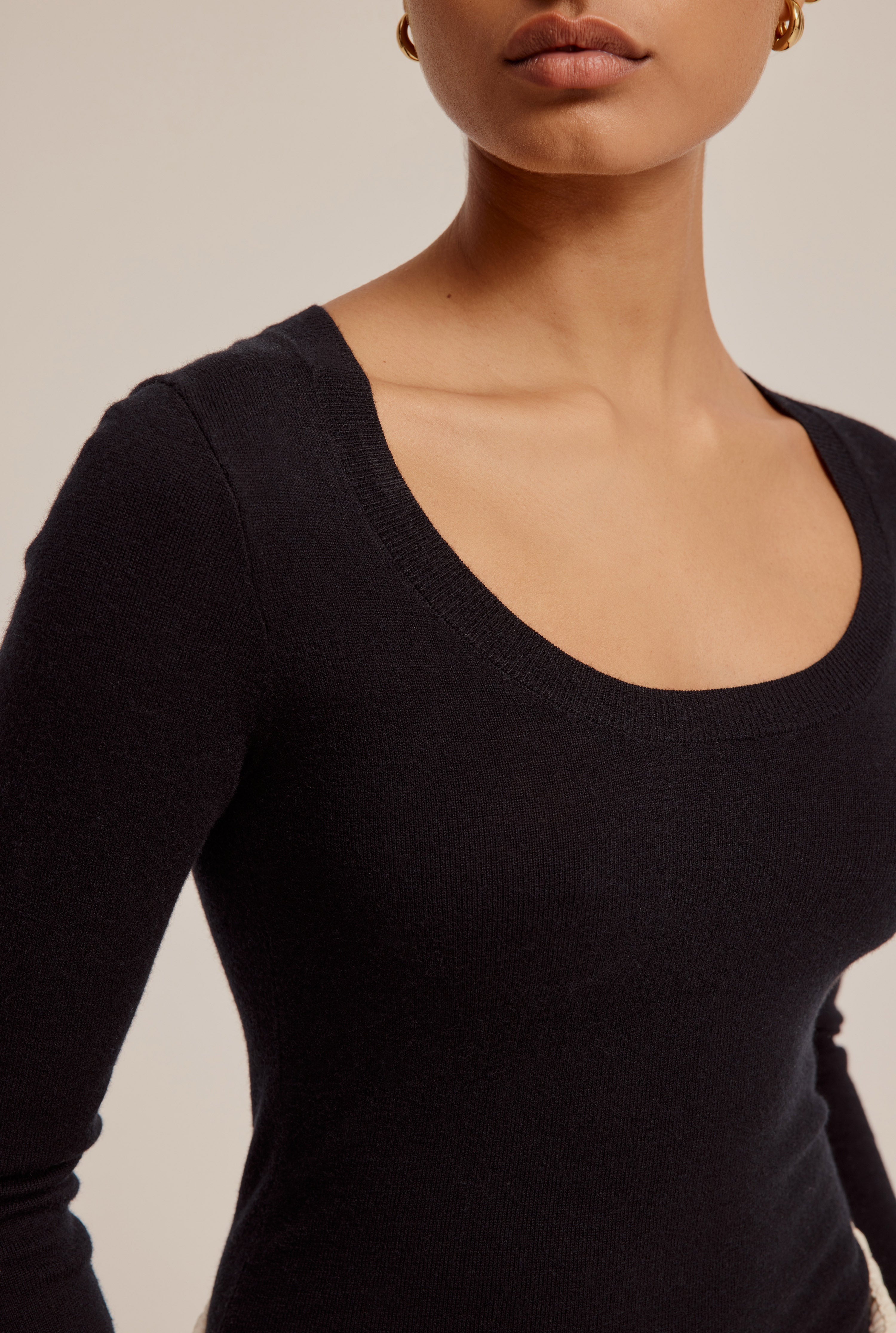 Scoop Neck Bodysuit - Black